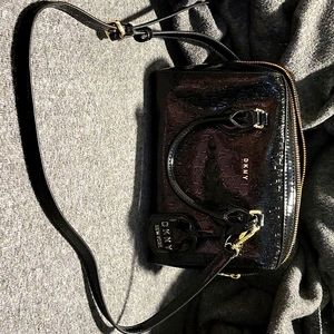 New DKNY small purse